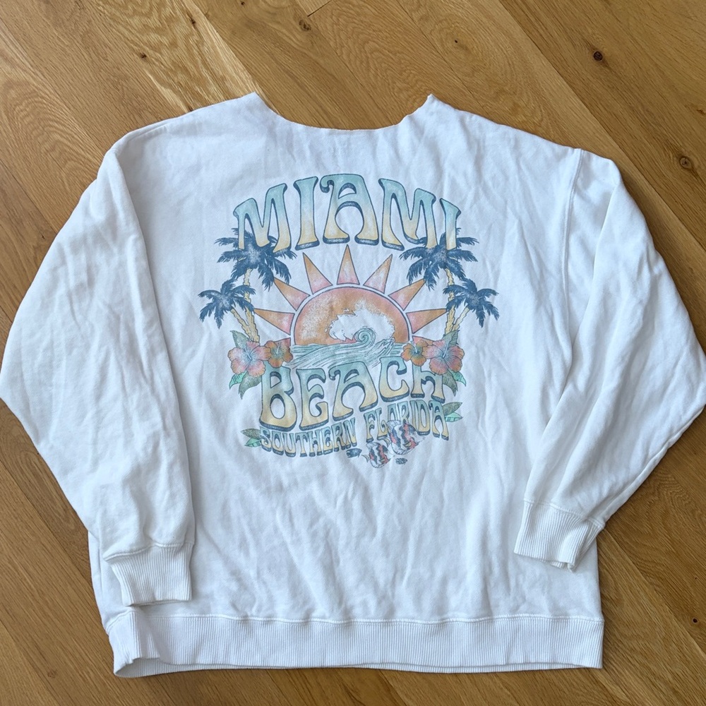 Hollister Miami Beach off the shoulder sweatshirt